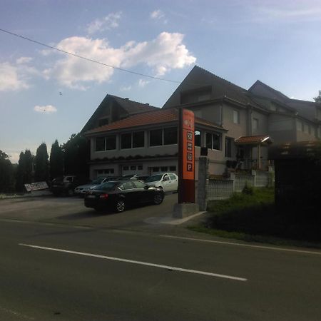 Karavan 123 Raška Exteriér fotografie