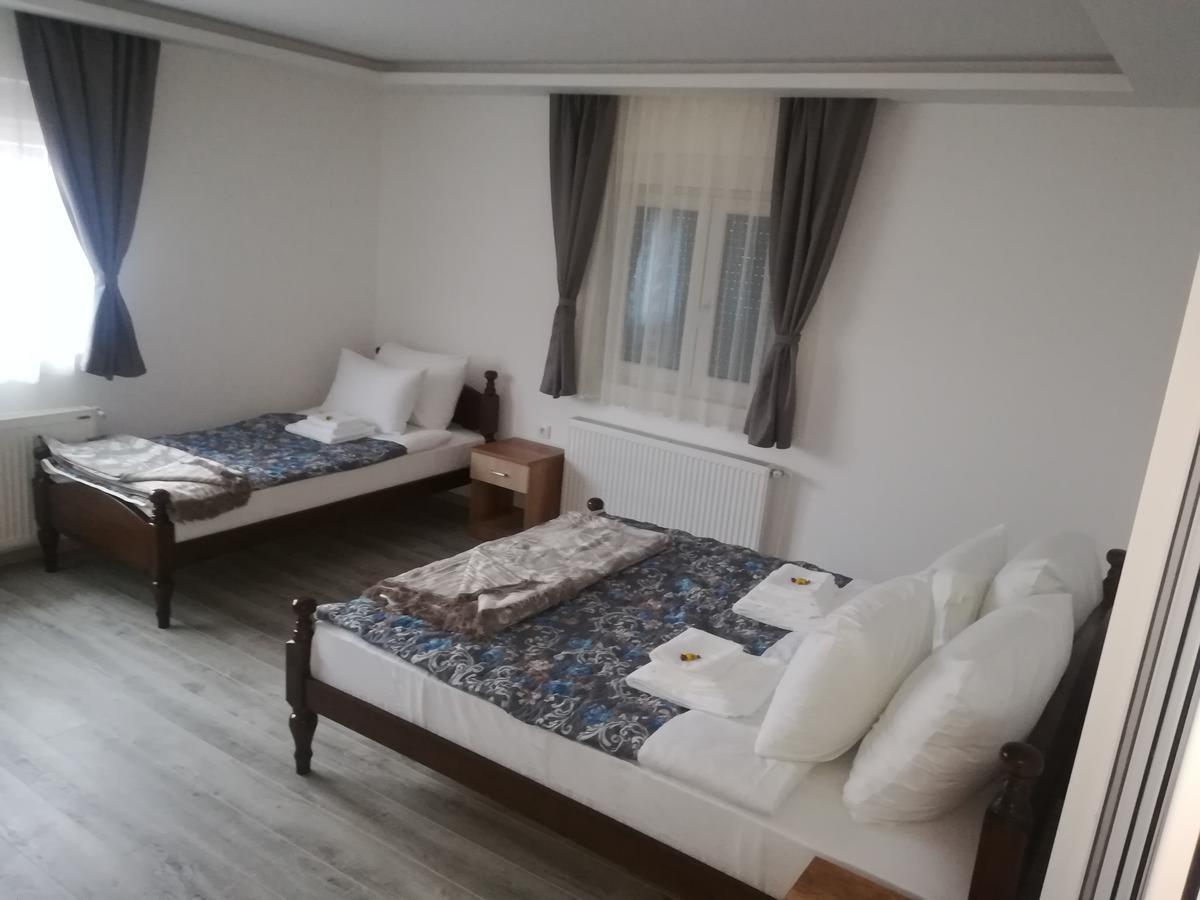 Karavan 123 Raška Exteriér fotografie