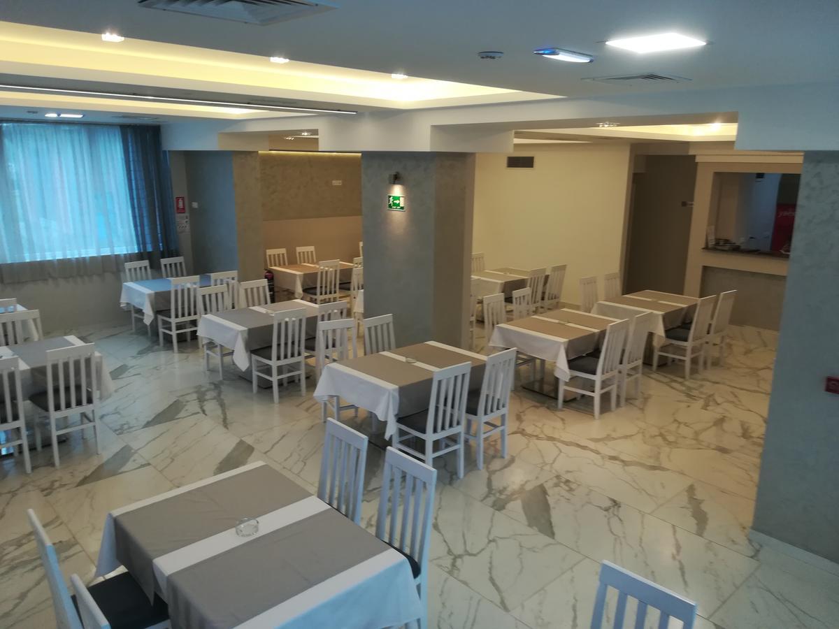 Karavan 123 Raška Exteriér fotografie