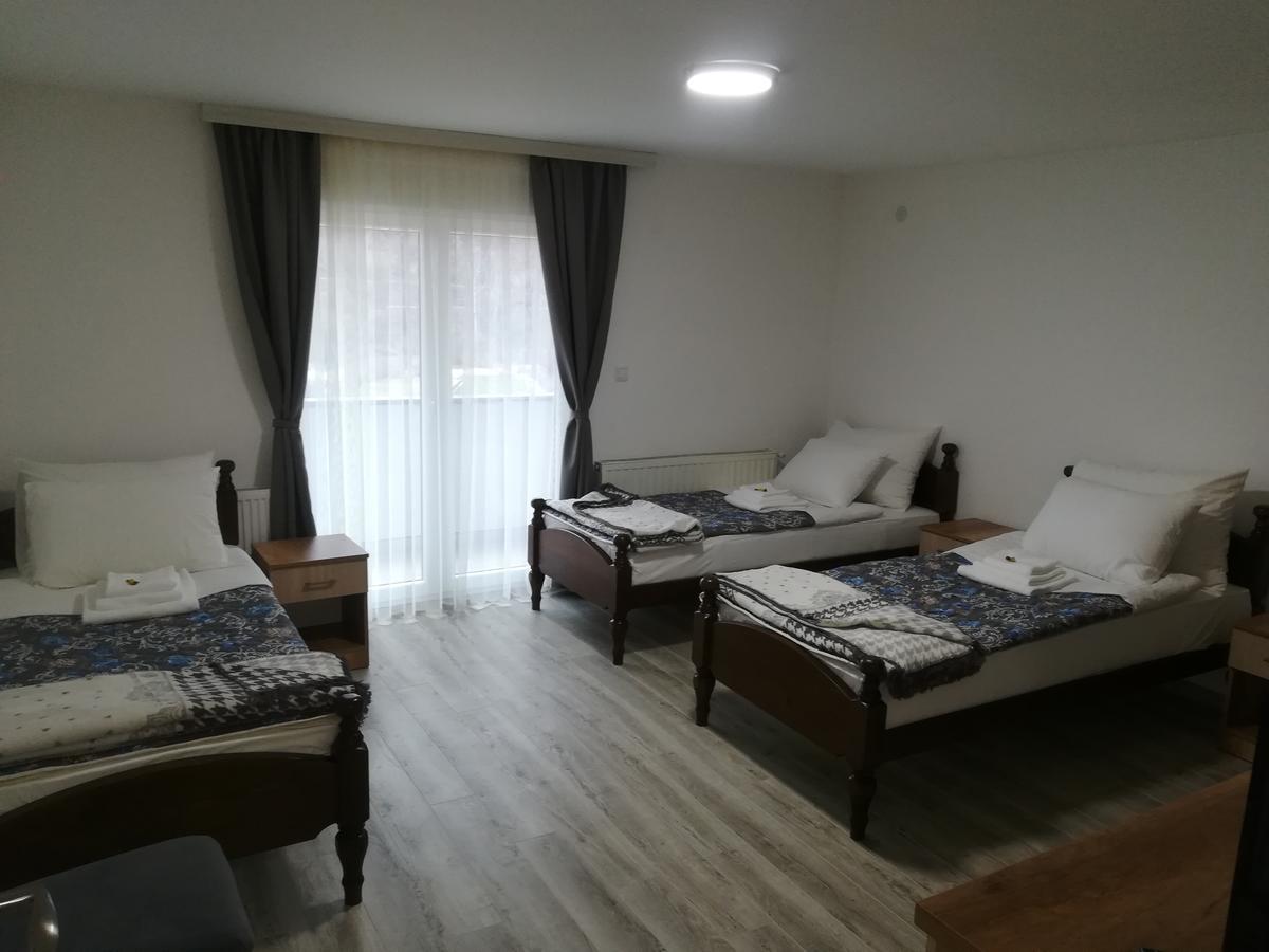 Karavan 123 Raška Exteriér fotografie