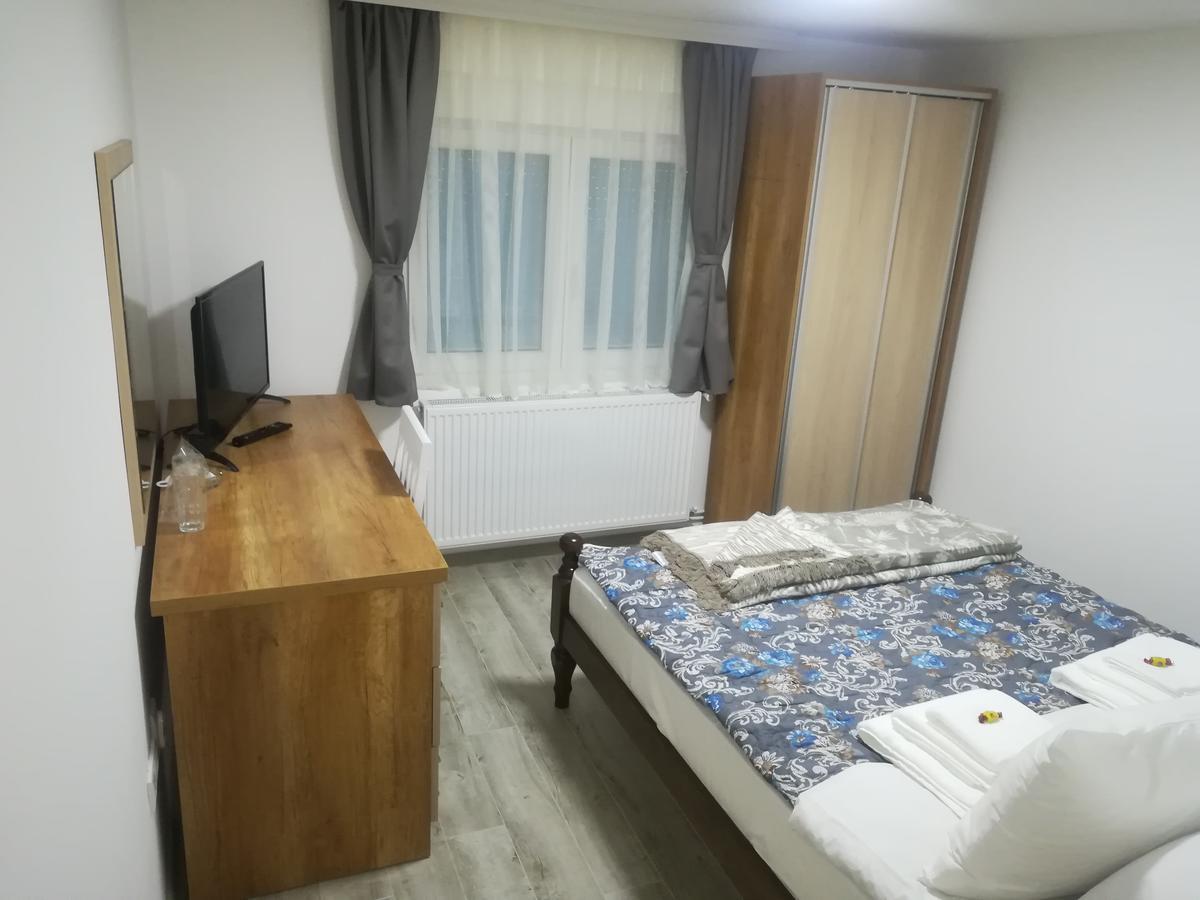 Karavan 123 Raška Exteriér fotografie
