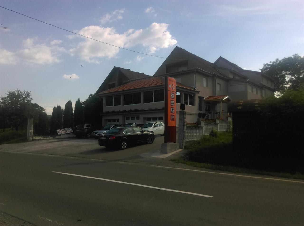 Karavan 123 Raška Exteriér fotografie